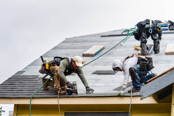 Professional Gutter Installation technician working in Stevenson Ranch, CA
